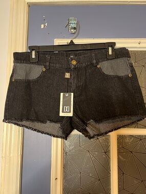 DC Black Denim Cutoff Shorts with Stripe Pocket Detail size 27 NWt